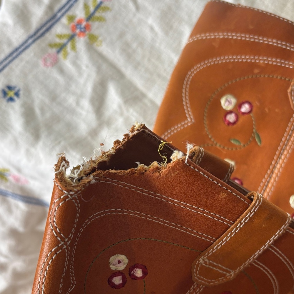 Anthropologie Seychelles Brown Floral Embroidered Women's western Boots 8.5 - Picture 3 of 5